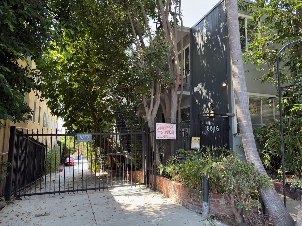 1BR Apartment in West Hollywood — $2,295/mo
