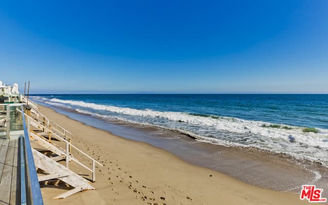 3 bd, 3 ba House in Malibu, CA — $100,000/mo — photo 2