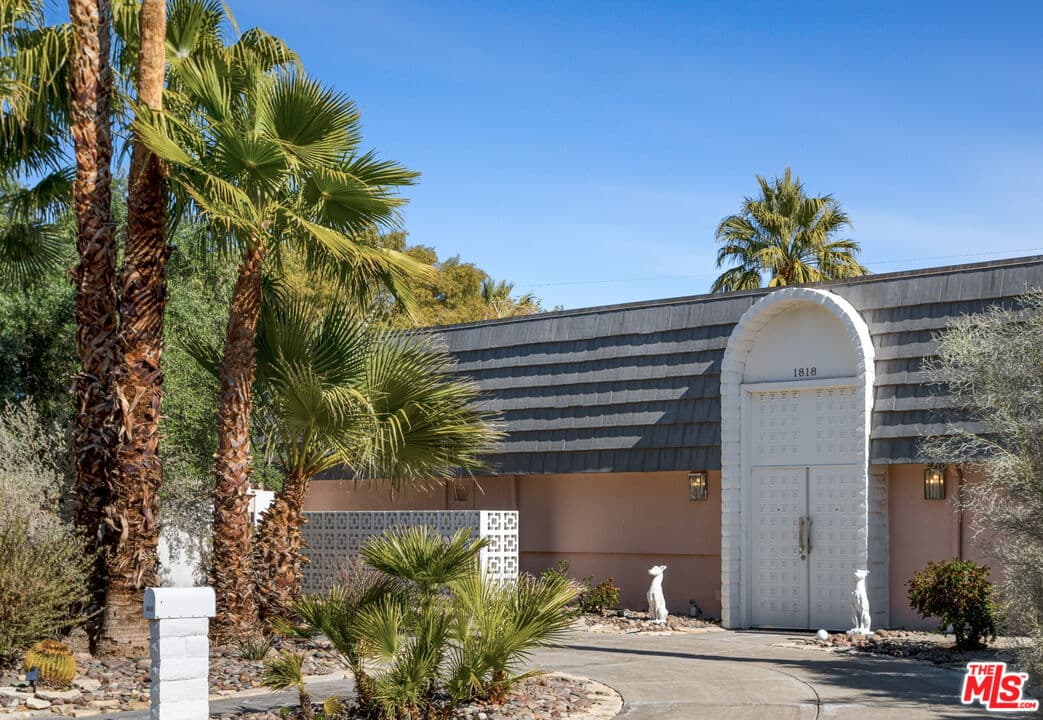 3 bd, 3 ba House in Palm Springs, CA — $4,500/mo — photo 2