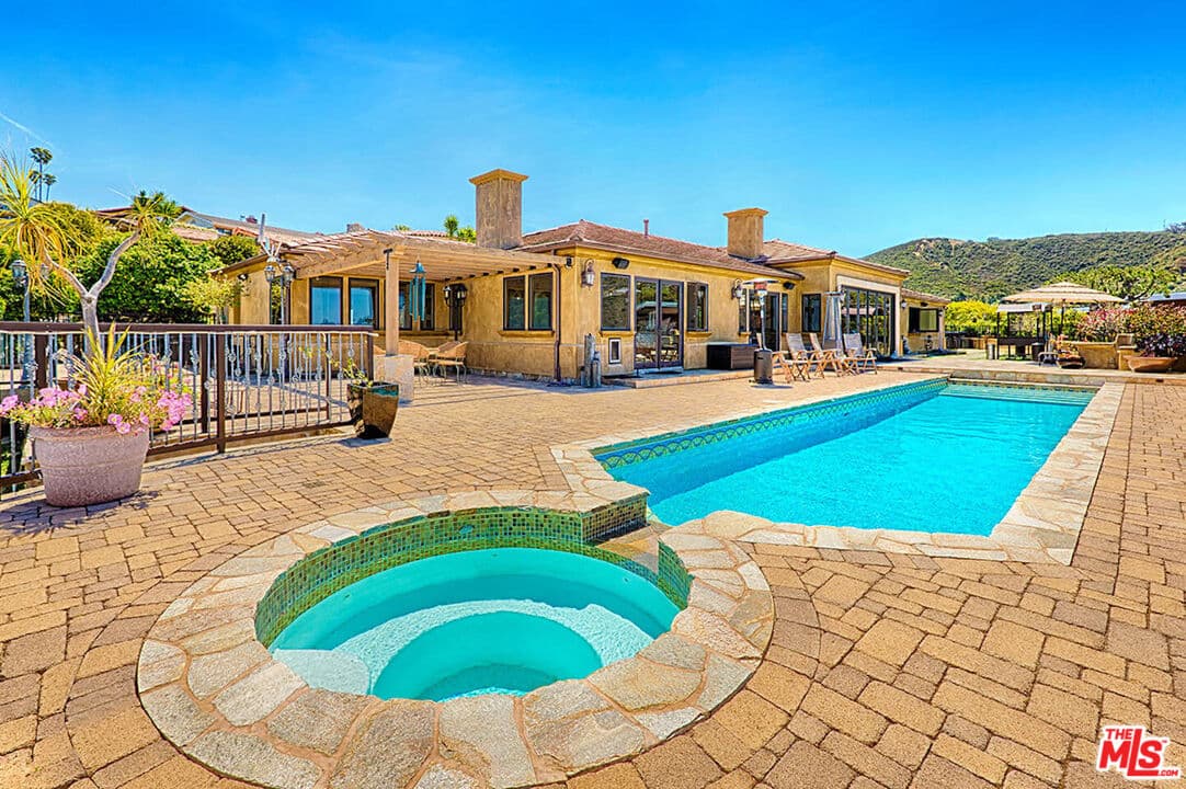 3 bd, 4 ba House in La Jolla, CA — $35,000/mo — photo 1