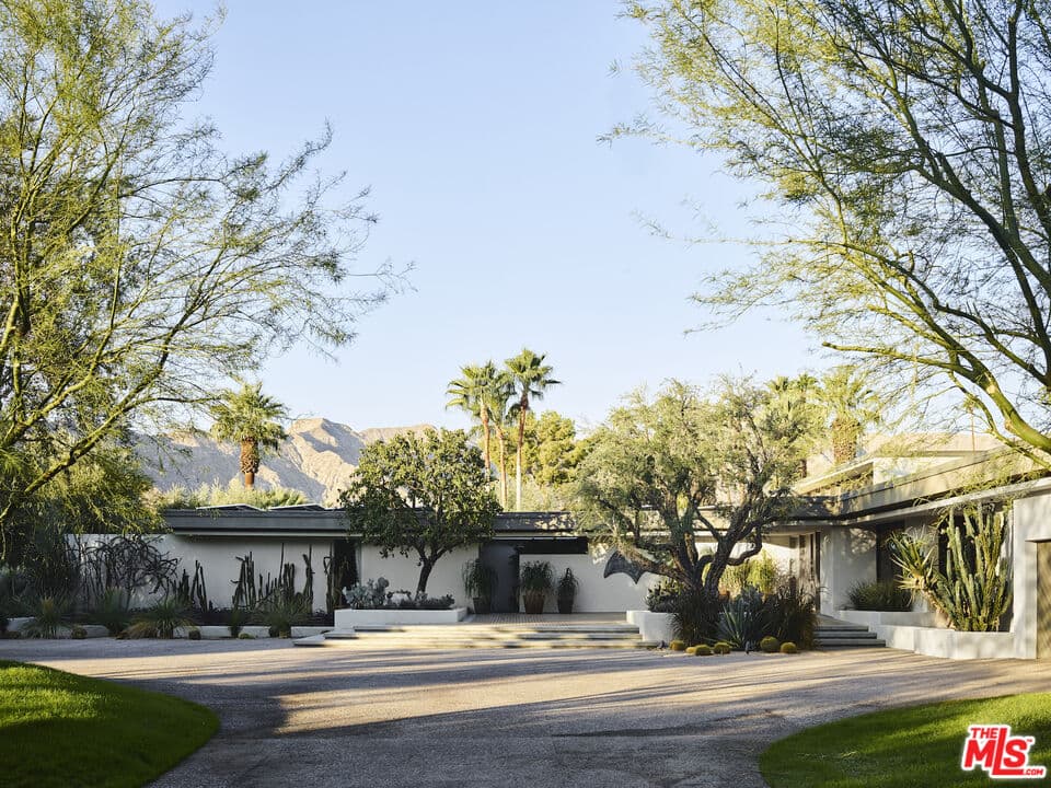 5 bd, 9 ba House in Rancho Mirage, CA — $42,000/mo — photo 2