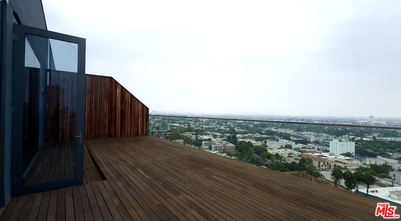 2 bd, 2 ba Apartment in Los Angeles, CA — $14,000/mo — photo 2