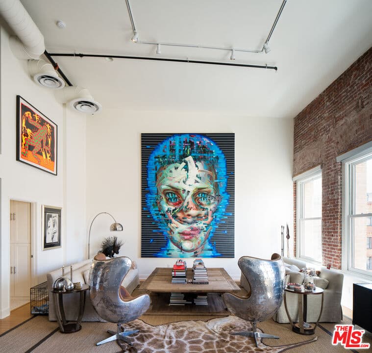 1 bd, 1 ba Condo in Los Angeles, CA — $4,000/mo — photo 2
