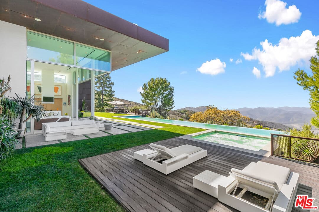 6 bd, 9 ba House in Malibu, CA — $55,000/mo — photo 1