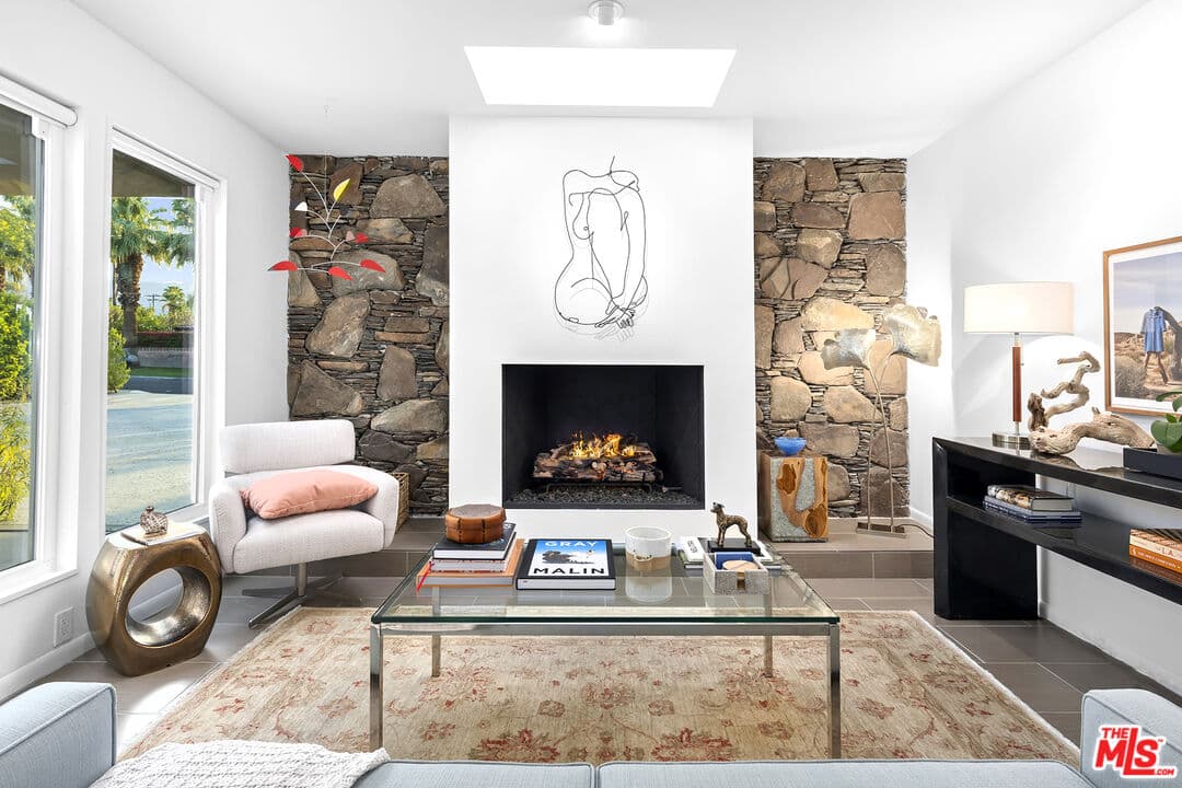 3BR House in Palm Desert β $4,500/mo