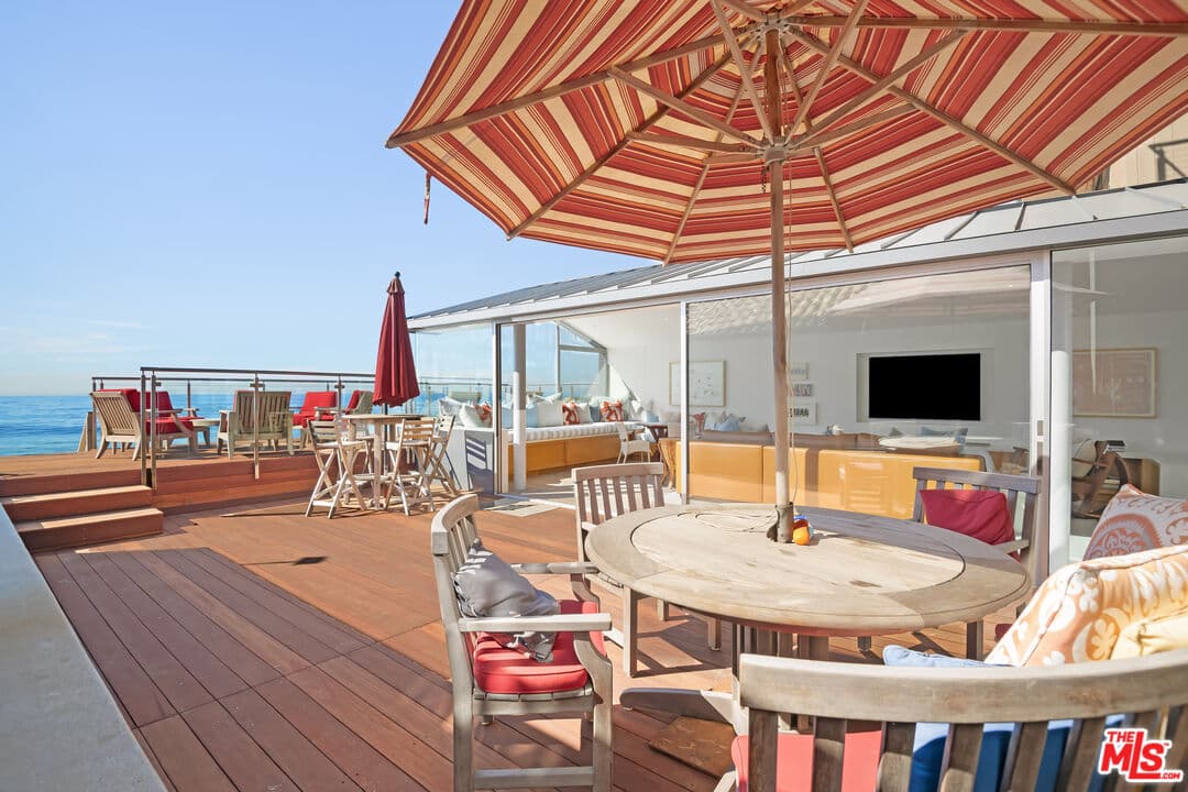 5 bd, 5 ba House in Malibu, CA — $125,000/mo — photo 2