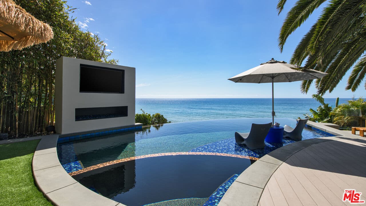 4 bd, 4 ba House in Malibu, CA — $41,250/mo — photo 1