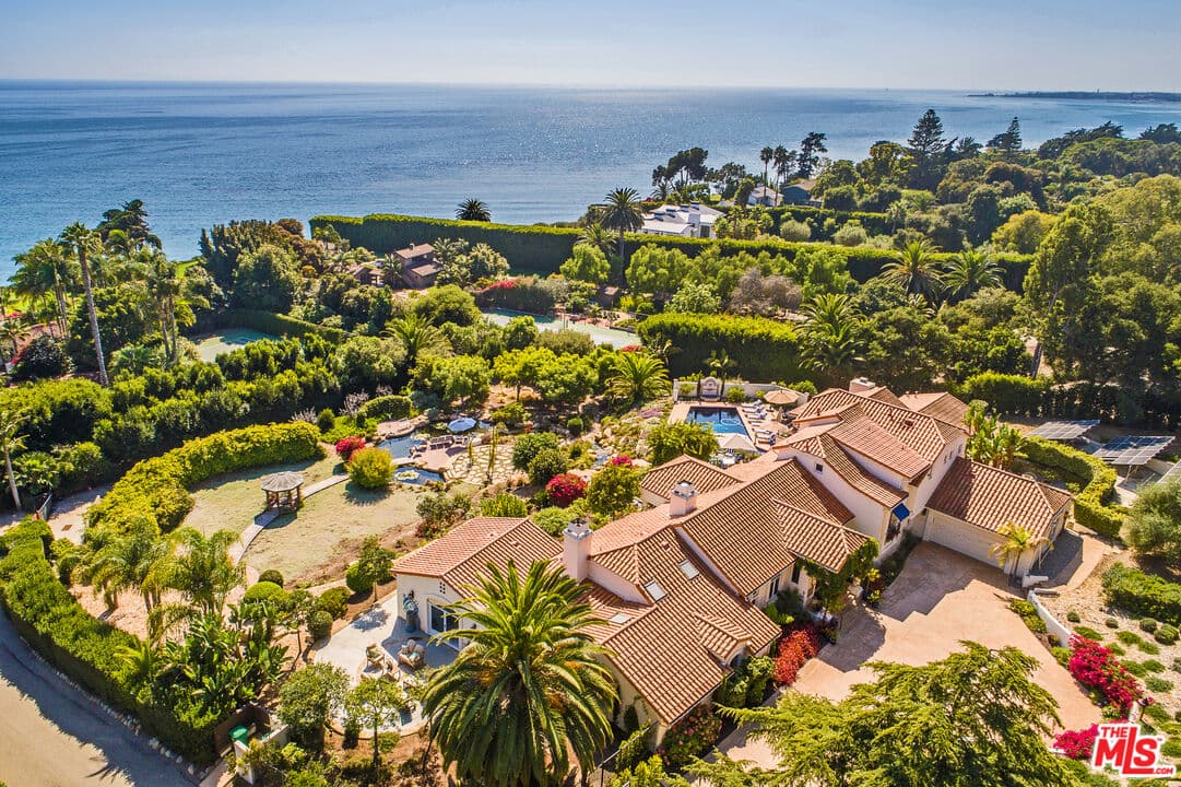 5BR House in Santa Barbara — $35,000/mo