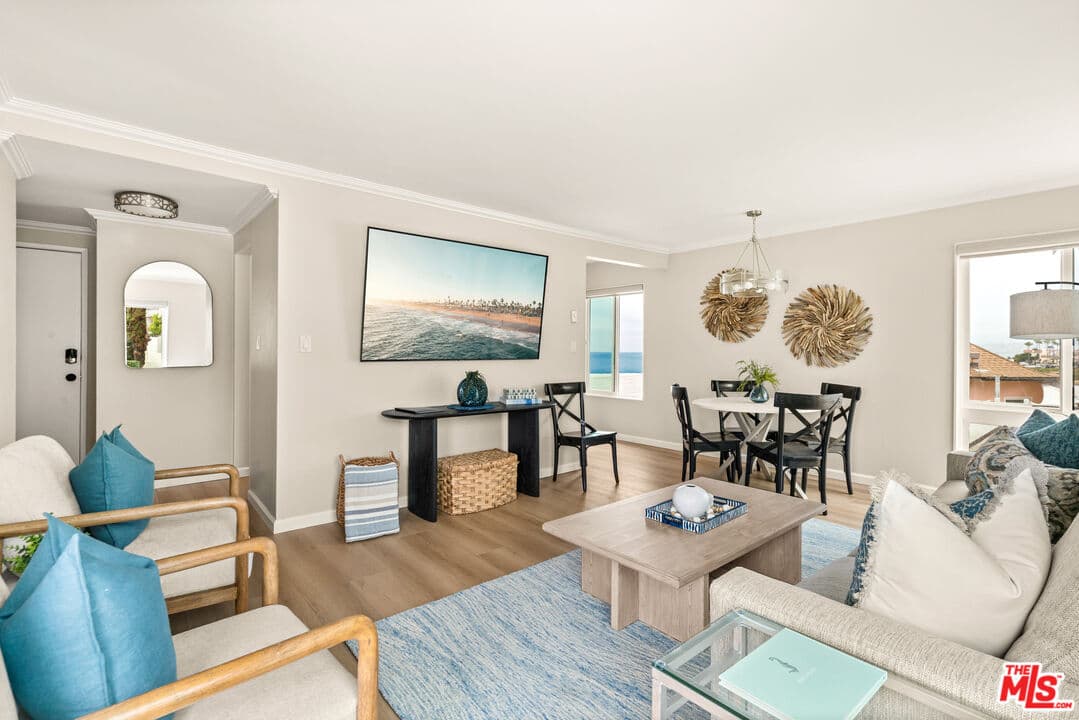 2 bd, 2 ba Condo in La Jolla, CA — $10,000/mo — photo 1