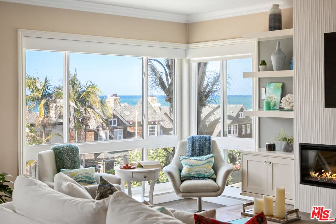 2BR Condo in La Jolla — $10,000/mo