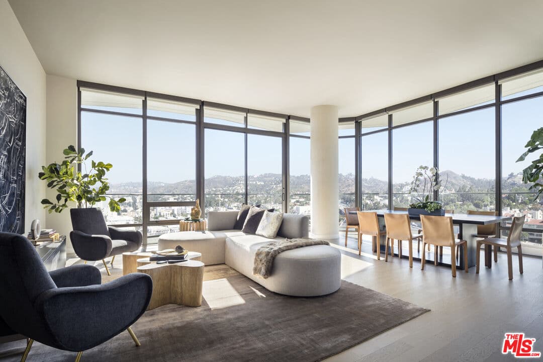 3 bd, 3 ba Apartment in Los Angeles, CA — $16,500/mo — photo 2