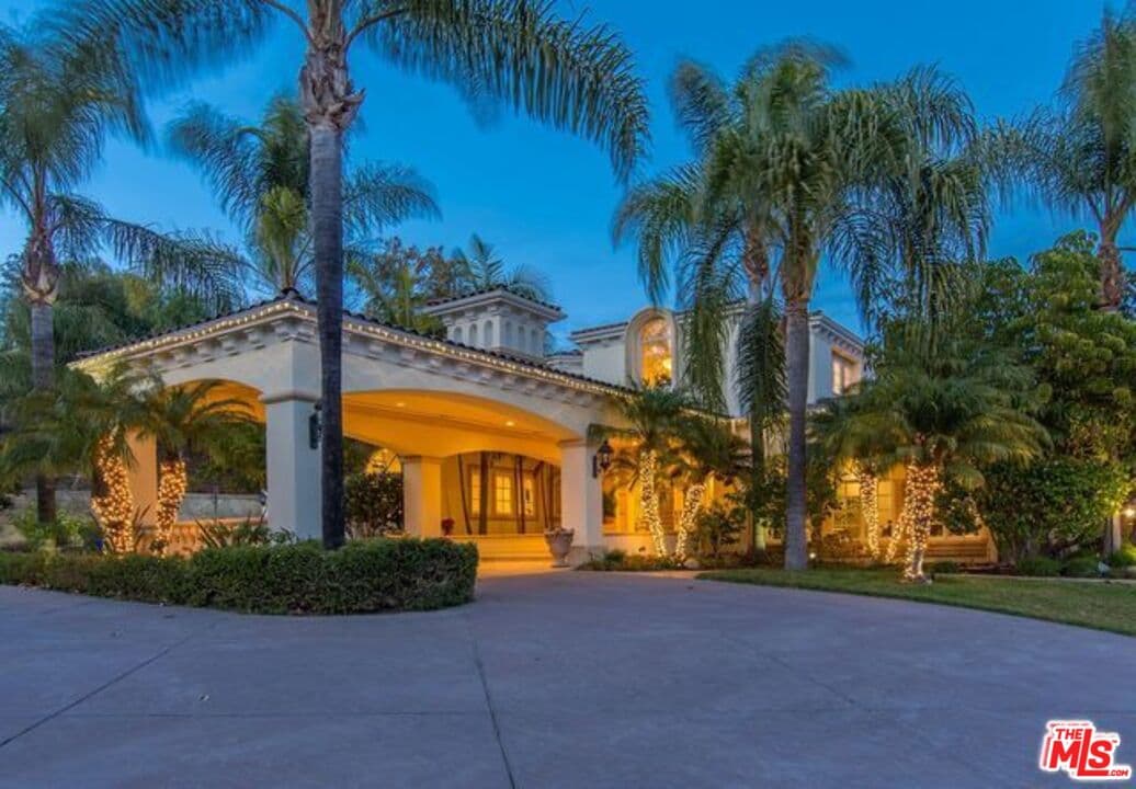 7 bd, 6 ba House in Westlake Village, CA — $21,995/mo — photo 2