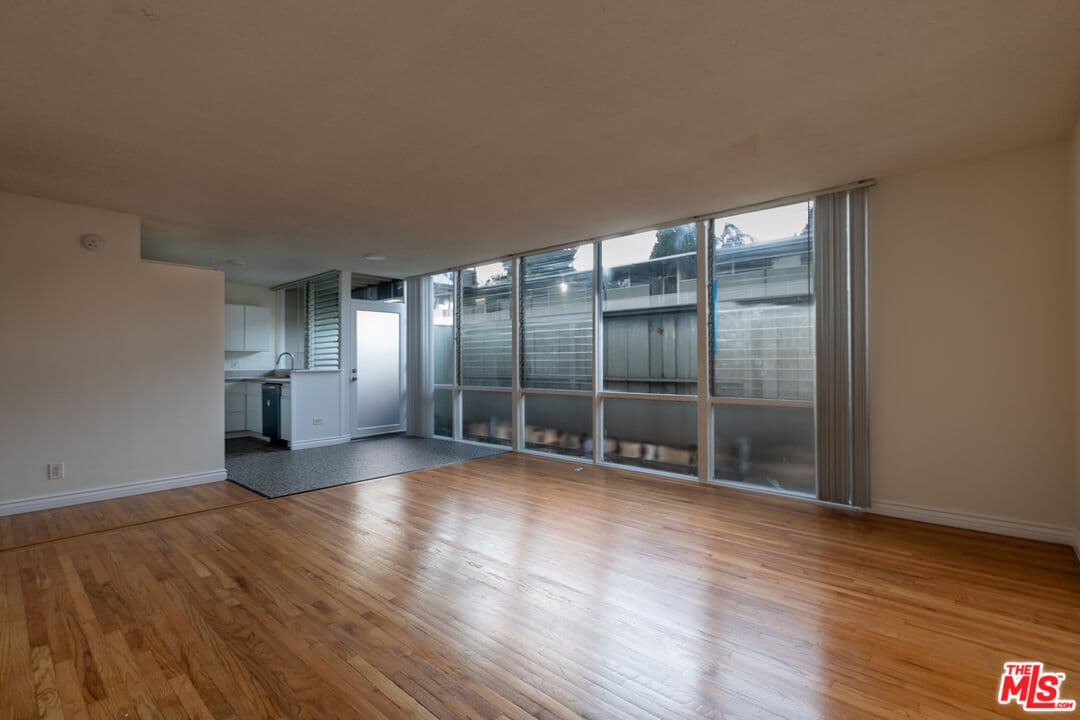 2 bd, 2 ba Apartment in Los Angeles, CA — $2,680/mo — photo 1