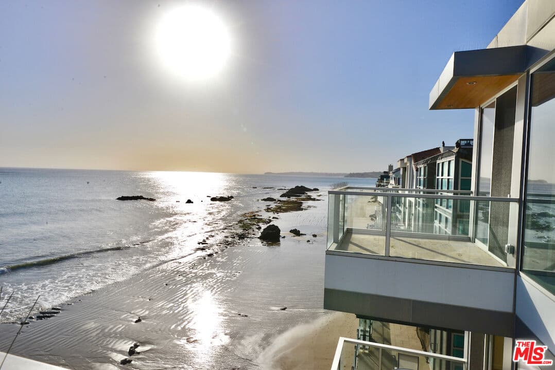 5 bd, 7 ba House in Malibu, CA — $100,000/mo — photo 1