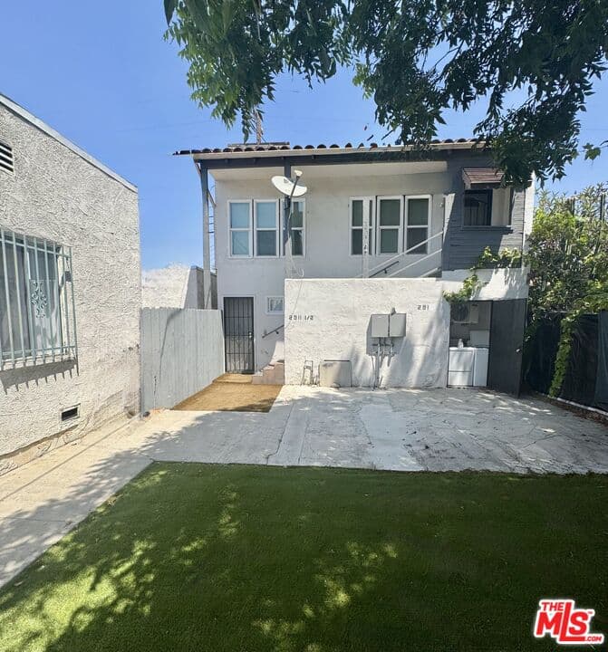 1BR Apartment in Los Angeles β $2,300/mo