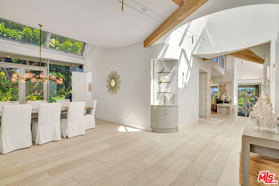 5 bd, 5 ba House in Malibu, CA — $39,000/mo — photo 1