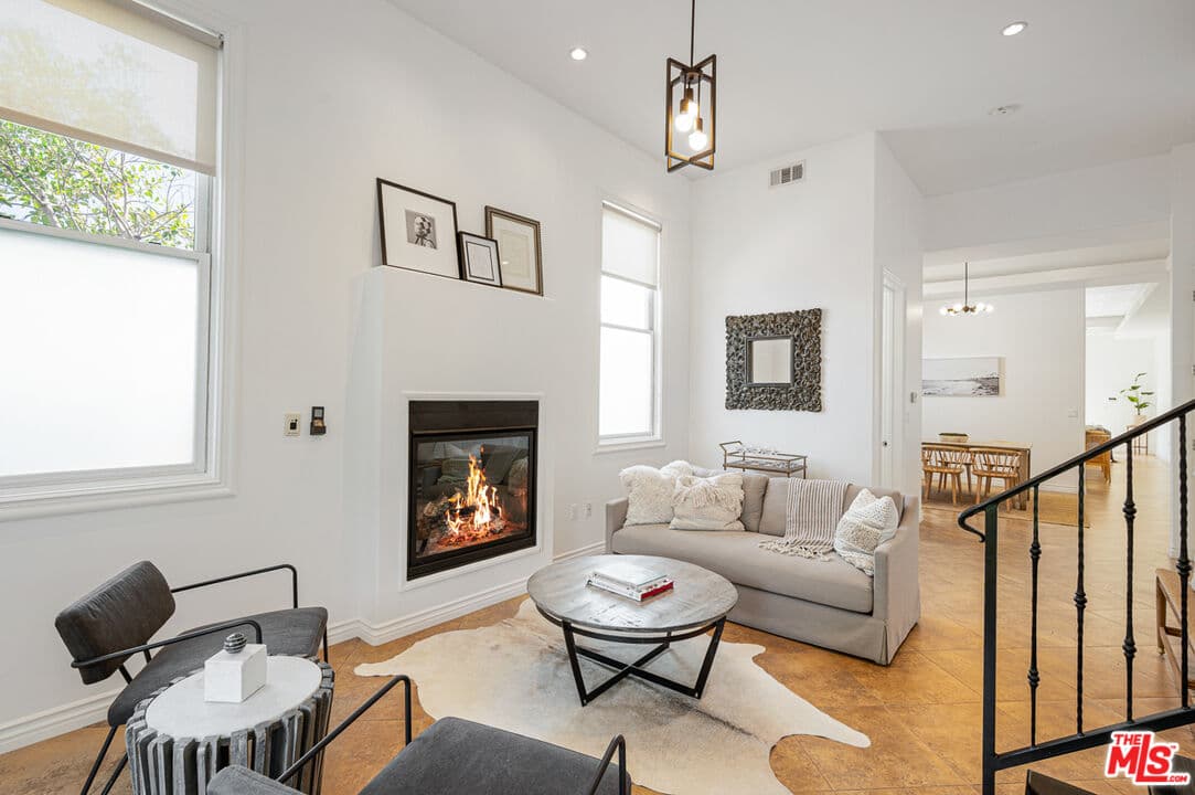 3 bd, 4 ba Townhouse in Los Angeles, CA — $9,000/mo — photo 1