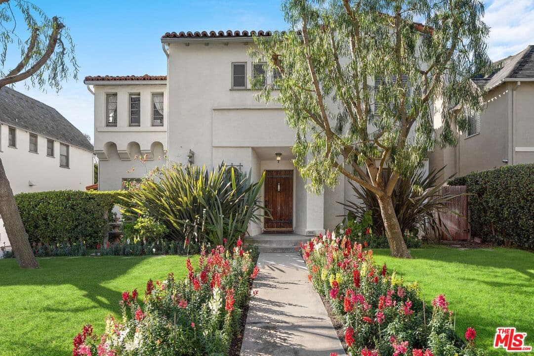 5 bd, 4 ba House in Los Angeles, CA — $13,700/mo — photo 1