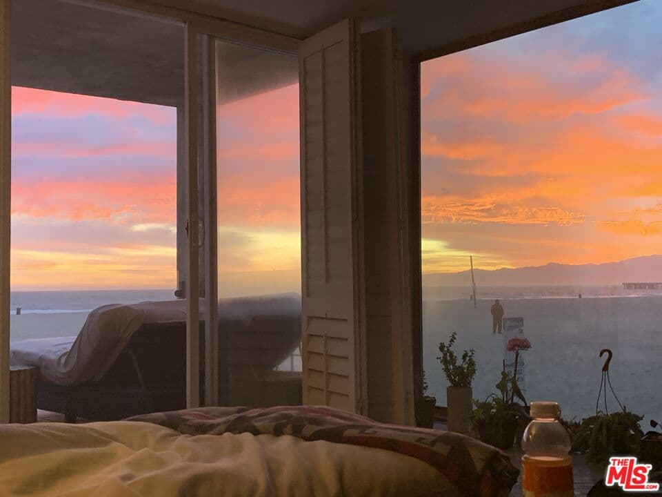 2 bd, 2 ba Condo in Marina Del Rey, CA — $25,000/mo — photo 2