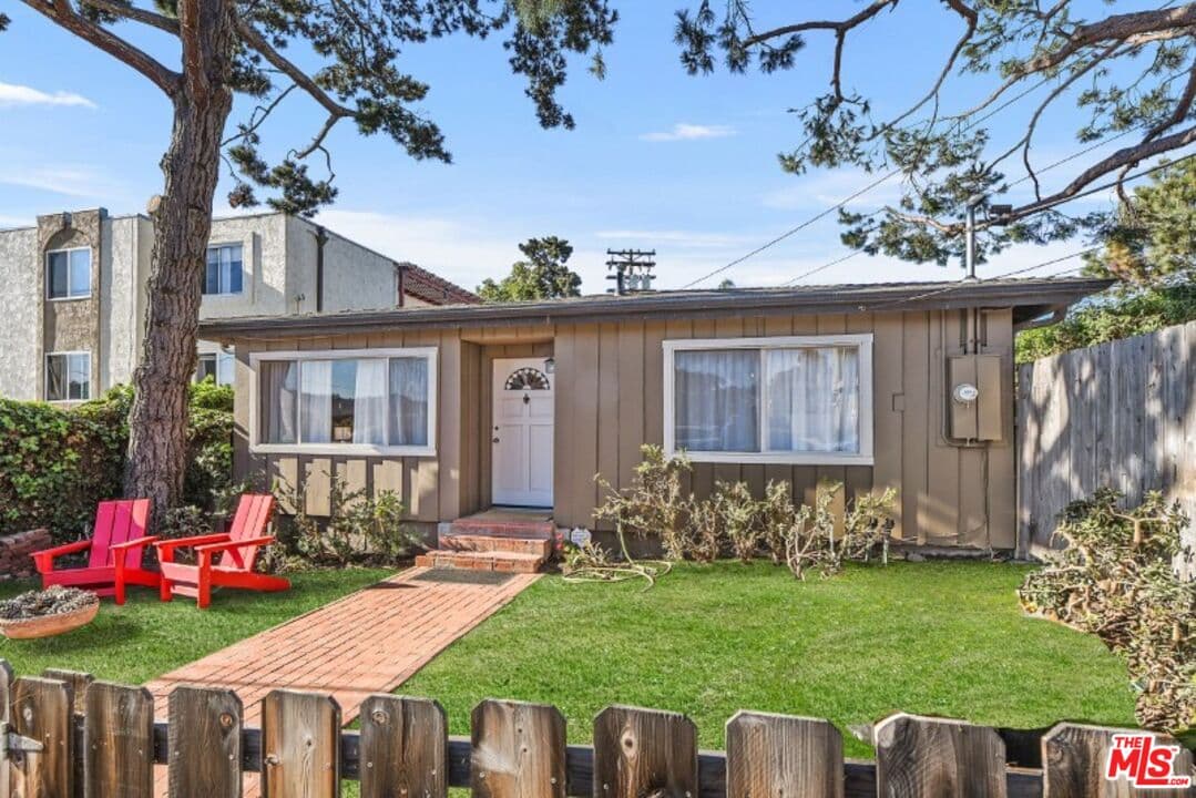 2 bd, 2 ba House in Del Mar, CA — $8,500/mo — photo 2