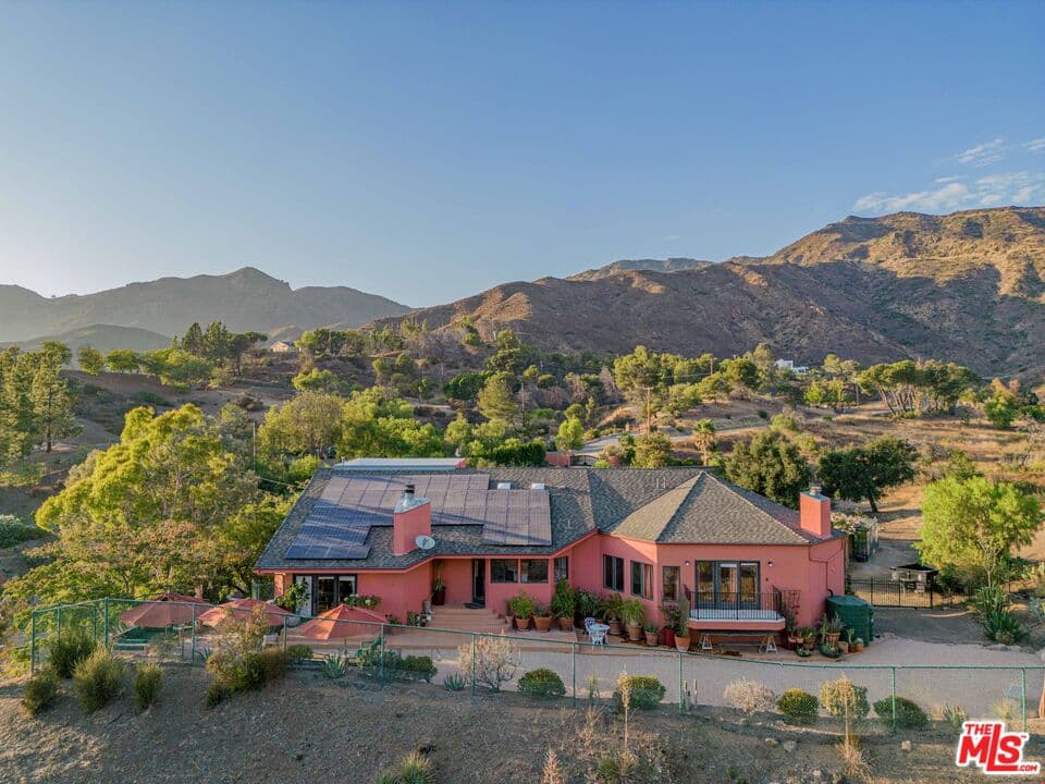 3 bd, 3 ba House in Malibu, CA — $11,000/mo — photo 1