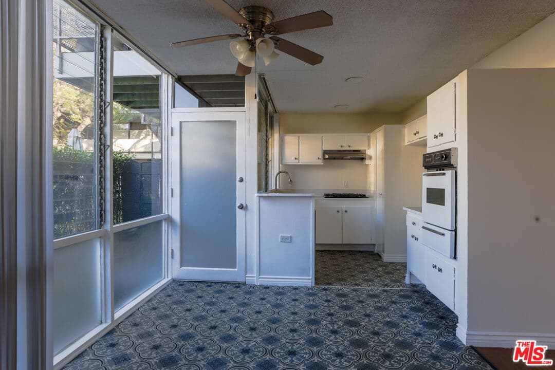 2 bd, 2 ba Apartment in Los Angeles, CA — $2,800/mo — photo 1