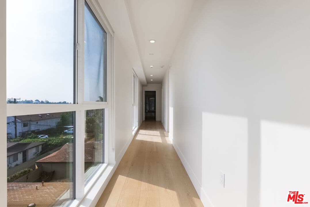 3 bd, 3 ba Apartment in Cypress, CA — $3,695/mo — photo 2