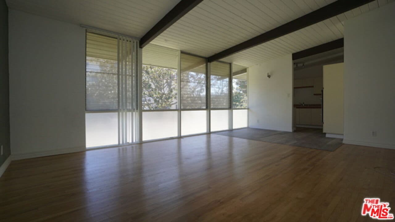 2 bd, 2 ba Apartment in Los Angeles, CA — $2,680/mo — photo 2