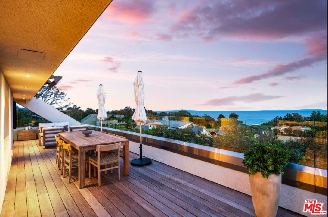 4 bd, 5 ba House in Malibu, CA — $30,000/mo — photo 1