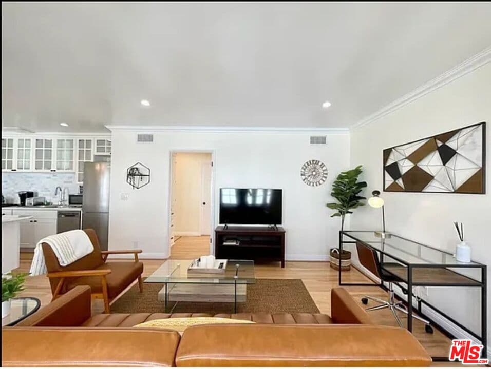 2 bd, 2 ba Townhouse in Santa Monica, CA — $11,000/mo — photo 1