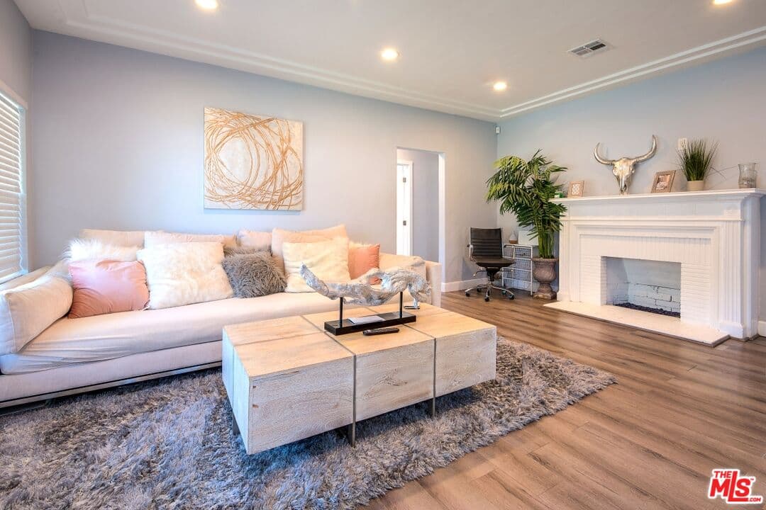 3 bd, 2 ba House in Inglewood, CA — $5,000/mo — photo 1