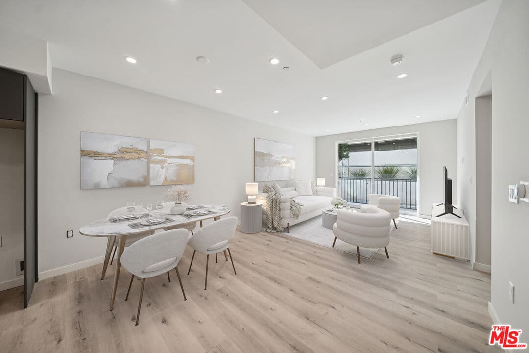 2 bd, 3 ba Condo in Los Angeles, CA — $4,057/mo — photo 1