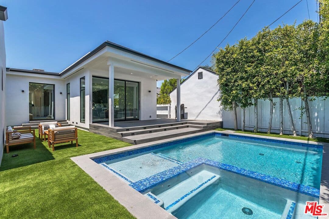 5 bd, 5 ba House in Los Angeles, CA — $15,000/mo — photo 2