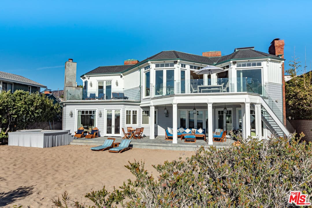 7 bd, 8 ba House in Malibu, CA — $60,000/mo — photo 1