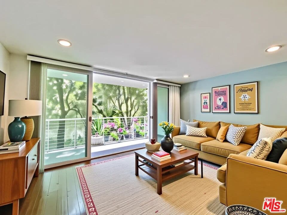 1 bd, 1 ba Apartment in Los Angeles, CA — $2,595/mo — photo 2