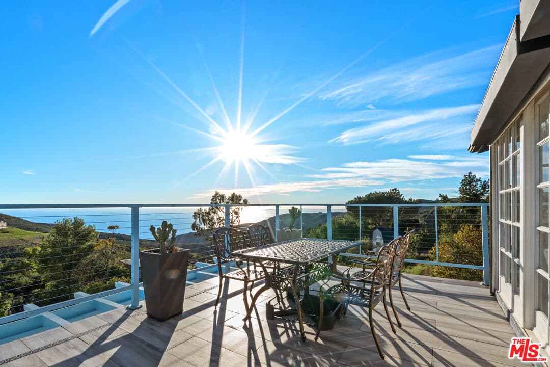 3 bd, 3 ba House in Malibu, CA — $9,500/mo — photo 1