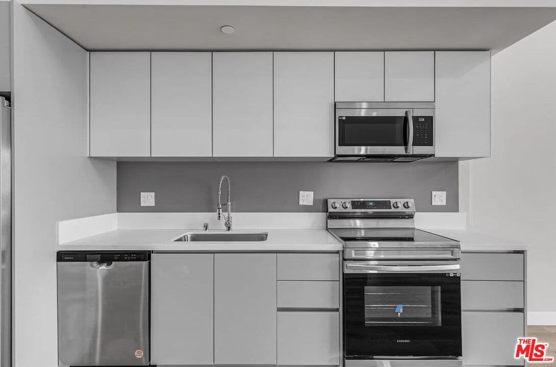 1BR Apartment in Los Angeles — $2,250/mo