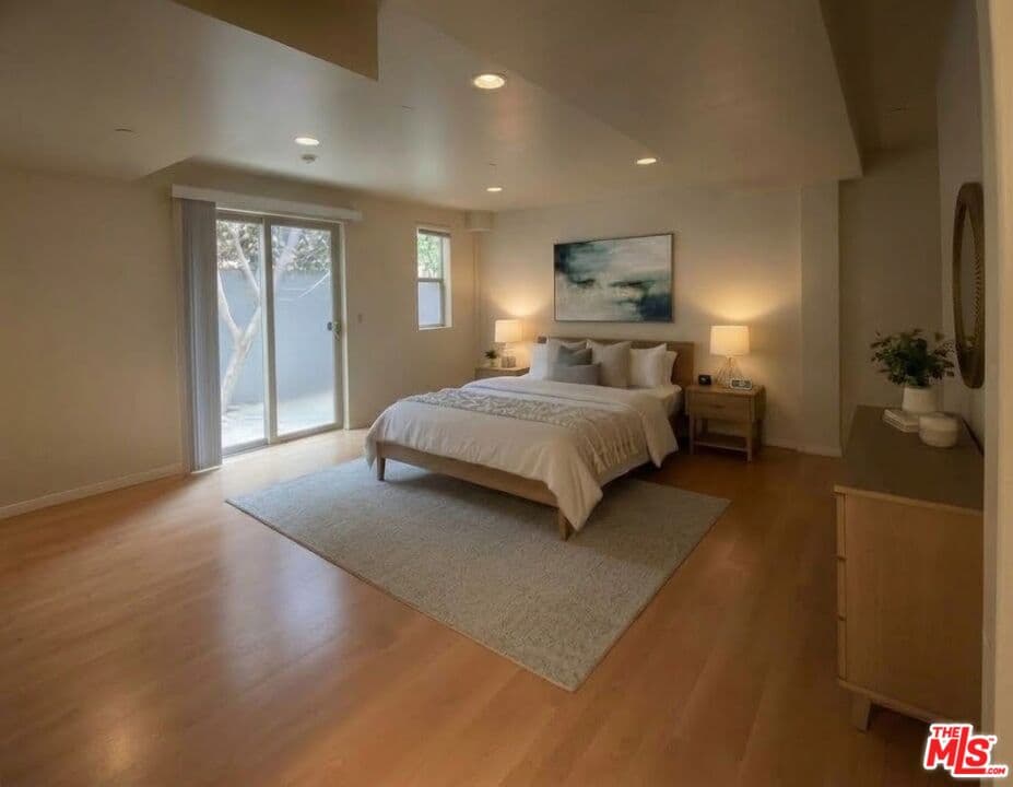 1 bd, 1 ba Condo in Los Angeles, CA — $6,500/mo — photo 2