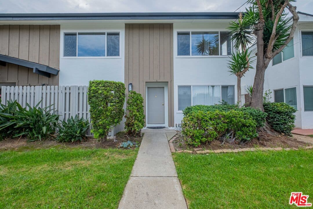 2 bd, 2 ba Apartment in Torrance, CA — $3,495/mo — photo 1