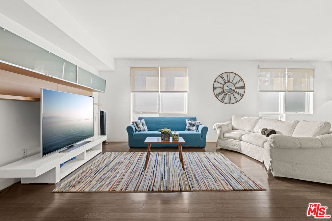 1 bd, 2 ba Condo in Los Angeles, CA — $3,000/mo — photo 1