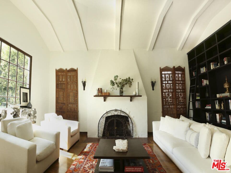 2 bd, 2 ba House in West Hollywood, CA — $9,500/mo — photo 1