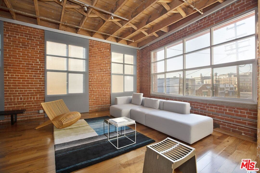 1 bd, 1 ba Condo in Los Angeles, CA — $4,700/mo — photo 1