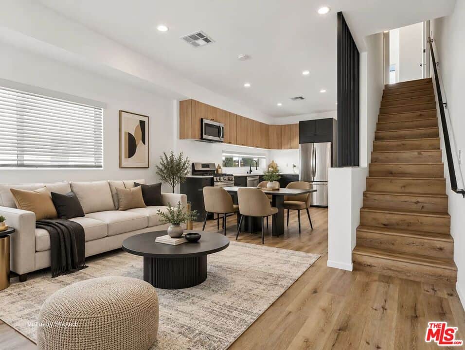3 bd, 3 ba Townhouse in Los Angeles, CA — $3,895/mo — photo 1
