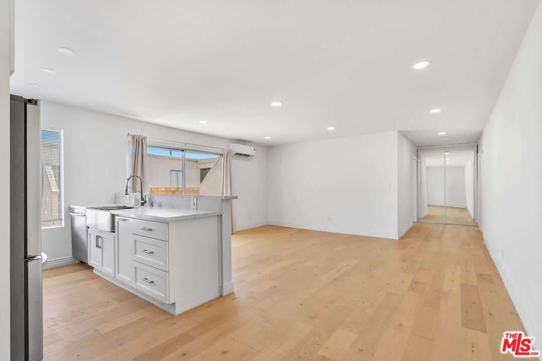 2 bd, 2 ba Condo in Glendale, CA — $3,400/mo — photo 1