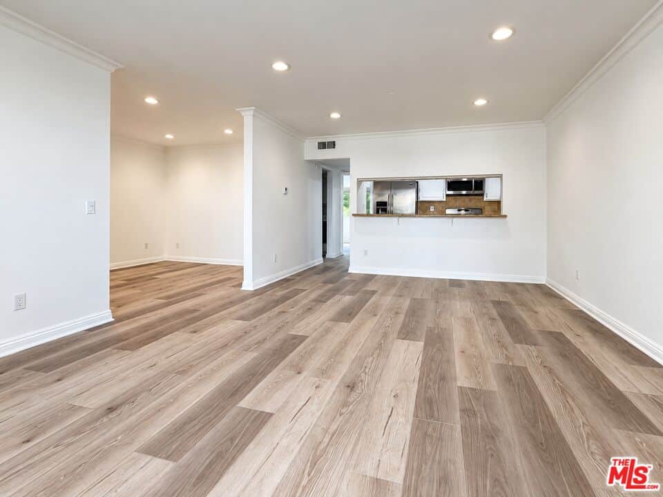 LIVING ROOM (photo 1 of 13)