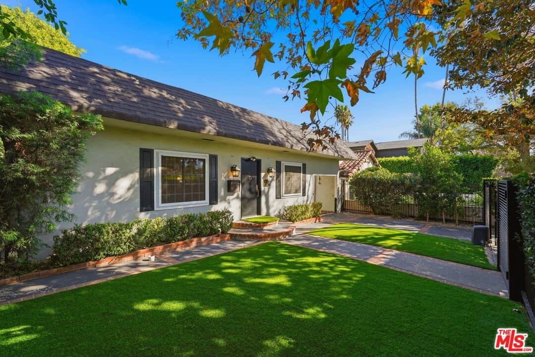 4 bd, 2 ba House in Los Angeles, CA — $6,900/mo — photo 1