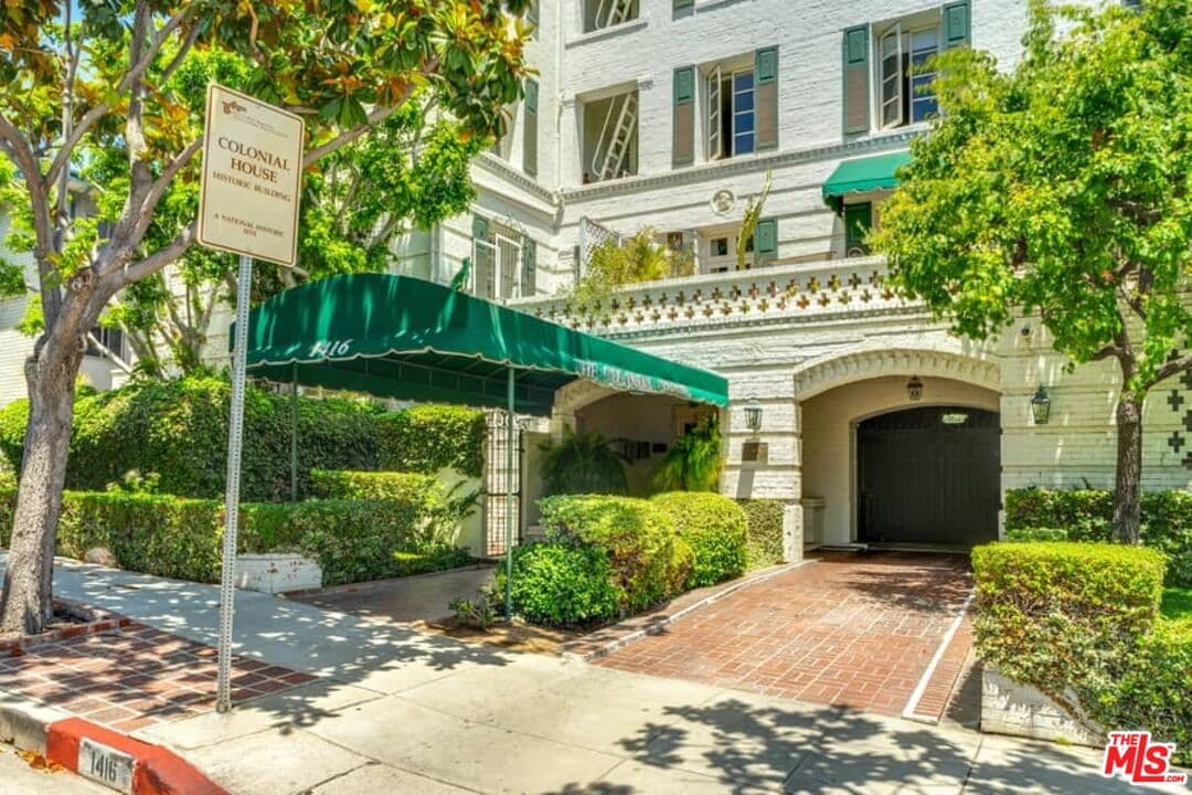 1 bd, 1 ba Condo in Los Angeles, CA — $4,500/mo — photo 1