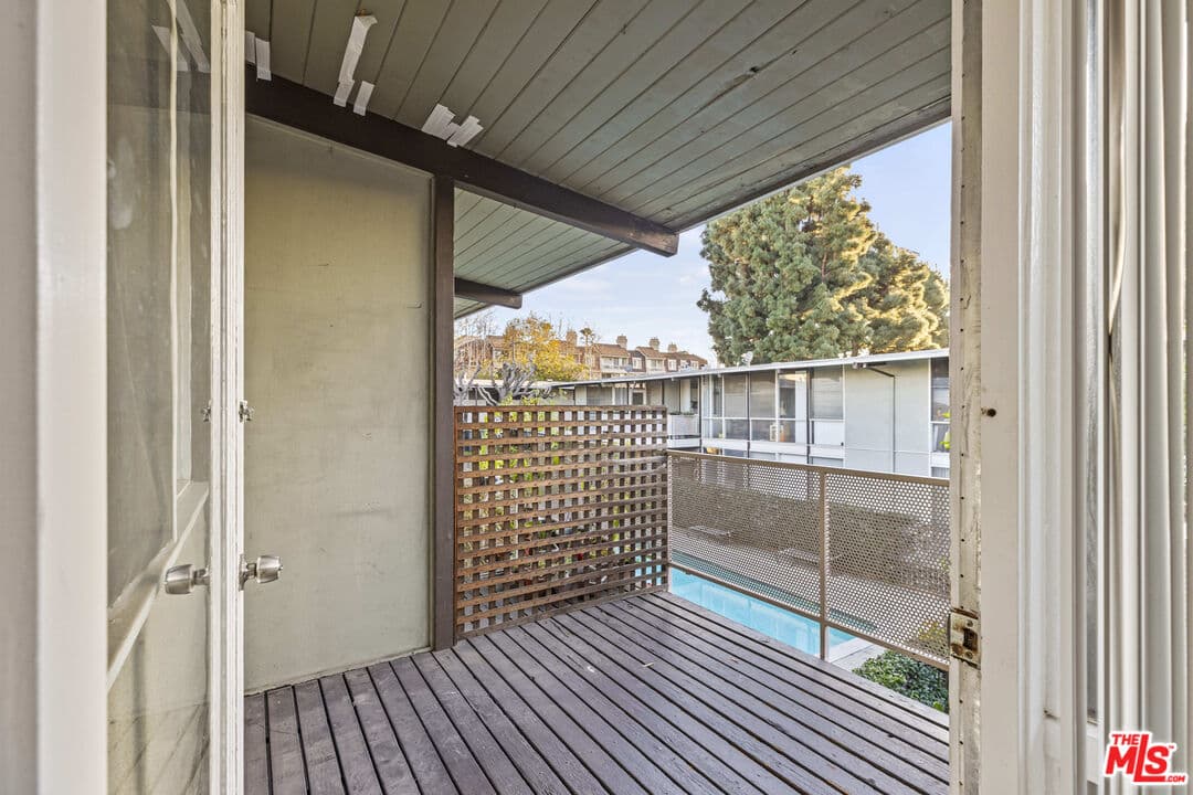 1BR Apartment in Los Angeles β $2,325/mo
