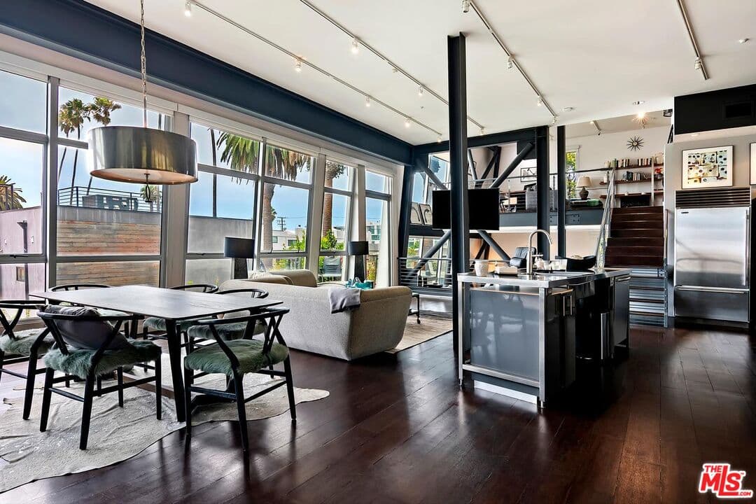 2 bd, 2 ba Condo in Santa Monica, CA — $8,000/mo — photo 2