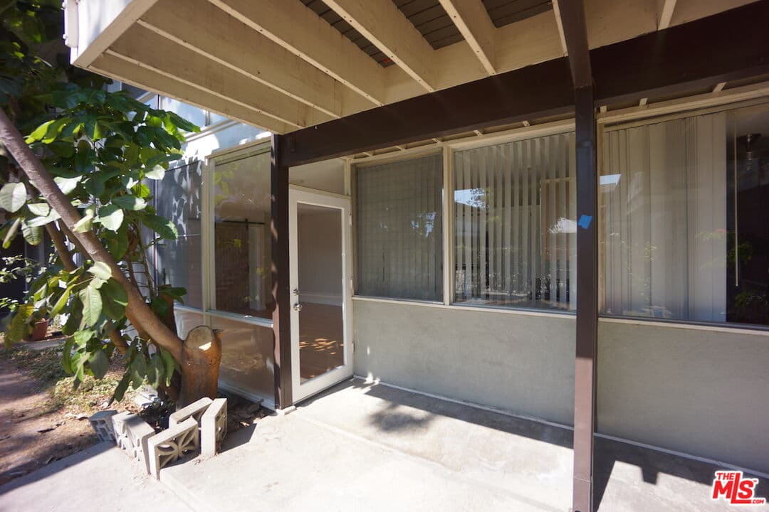 3BR Apartment in Los Angeles β $3,200/mo